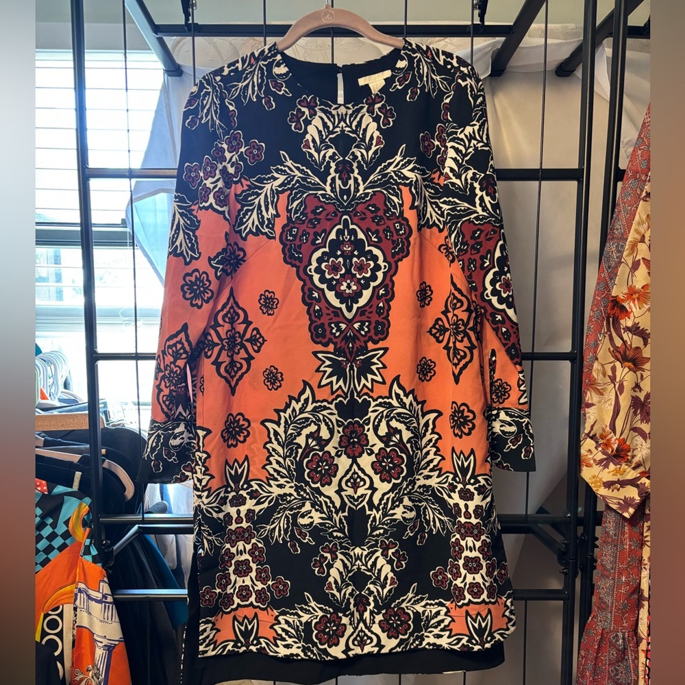 😍H&M Vibrant Patterned Dress Size 4